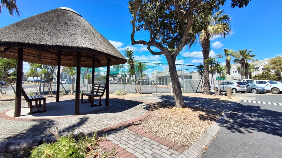 2 Bedroom Property for Sale in Townsend Estate Western Cape